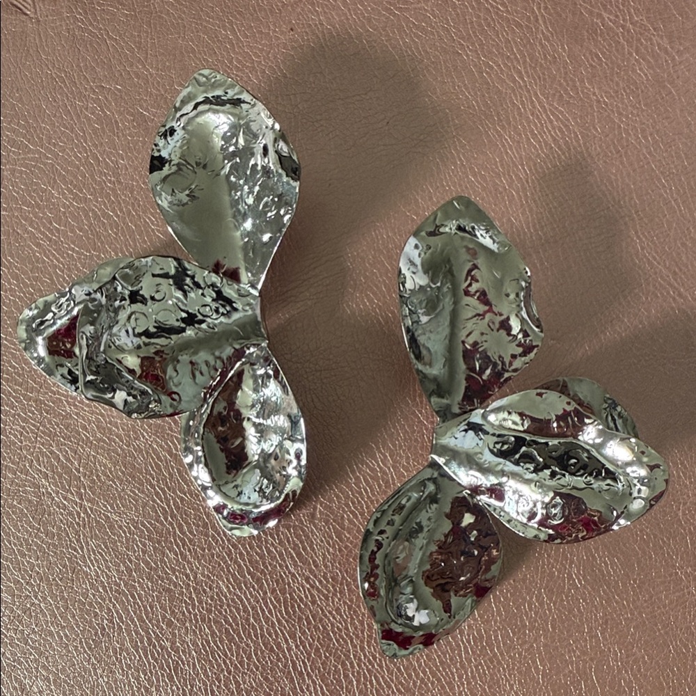 Silver Leaf Earrings
